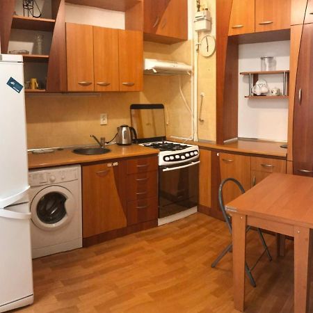 Apartment Near Deribasovskaya オデッサ エクステリア 写真
