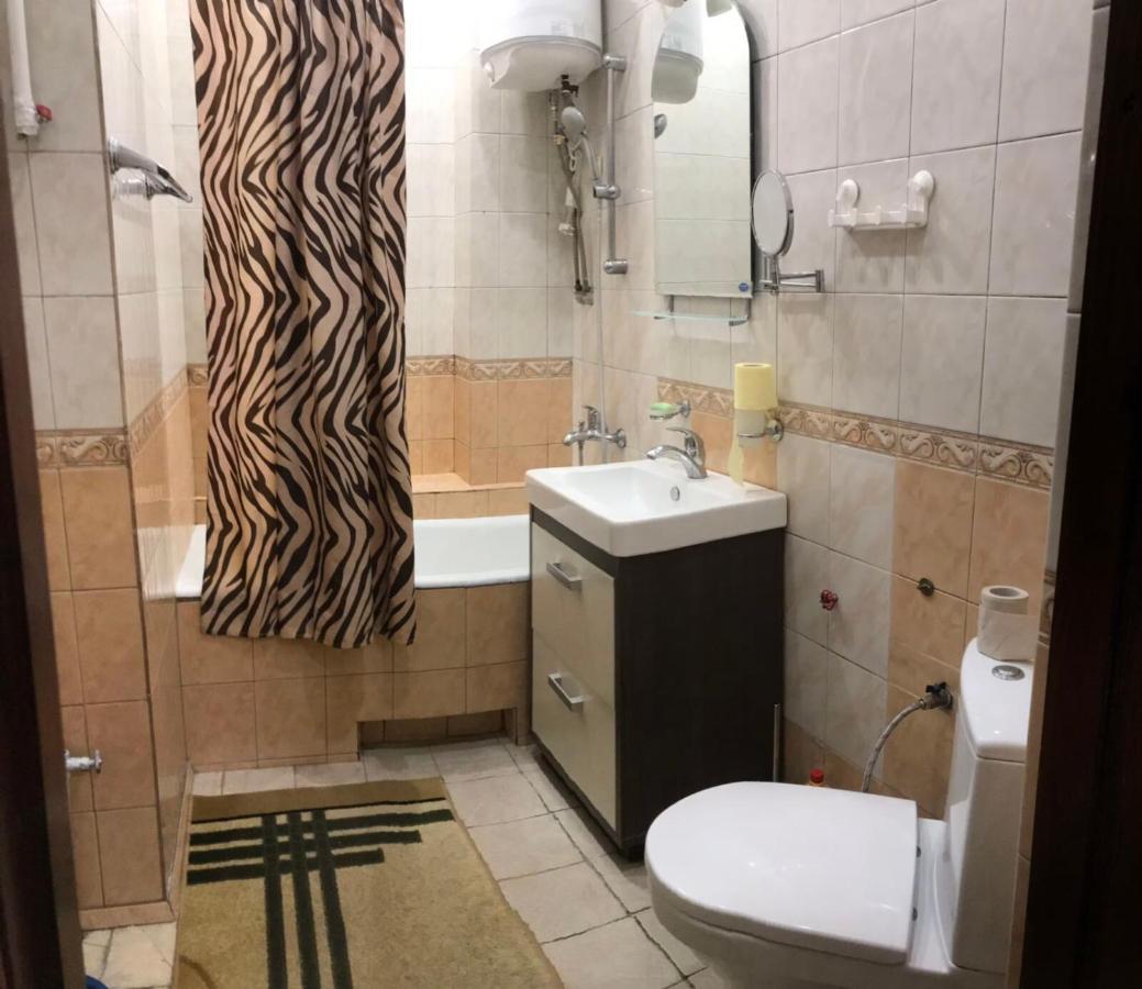 Apartment Near Deribasovskaya オデッサ エクステリア 写真