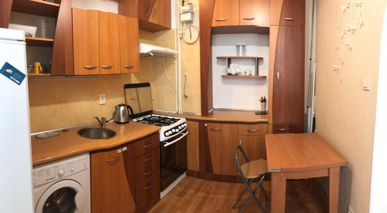 Apartment Near Deribasovskaya オデッサ エクステリア 写真